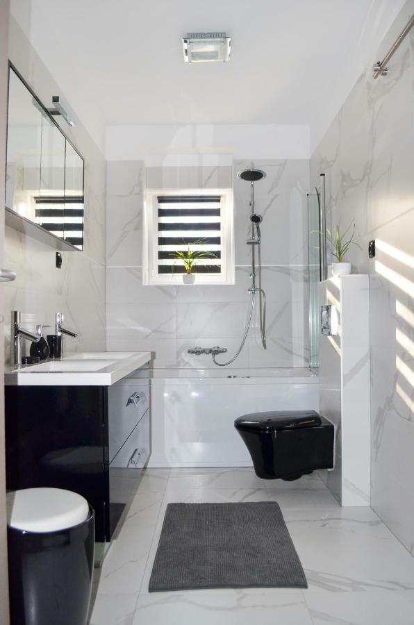 קרק Tj Apartment מראה חיצוני תמונה